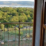 Mara - Secluded House With Breathtaking View- Seline, Starigrad Paklenica بيت للعطل *