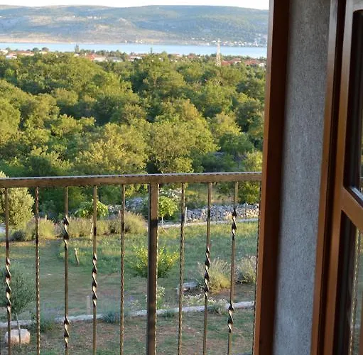 Mara - Secluded House With Breathtaking View- Seline, Starigrad Paklenica Feriehus *