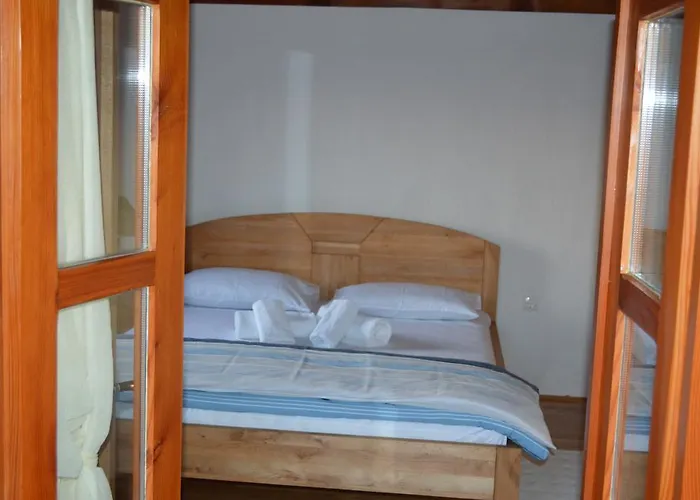 Feriehus Mara - Secluded House With Breathtaking View- Seline, Starigrad Paklenica Seline