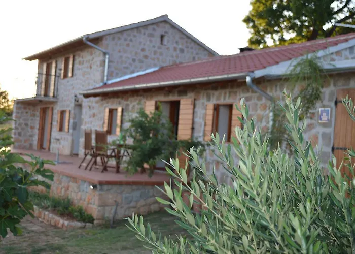 Feriehus Mara - Secluded House With Breathtaking View- Seline, Starigrad Paklenica *